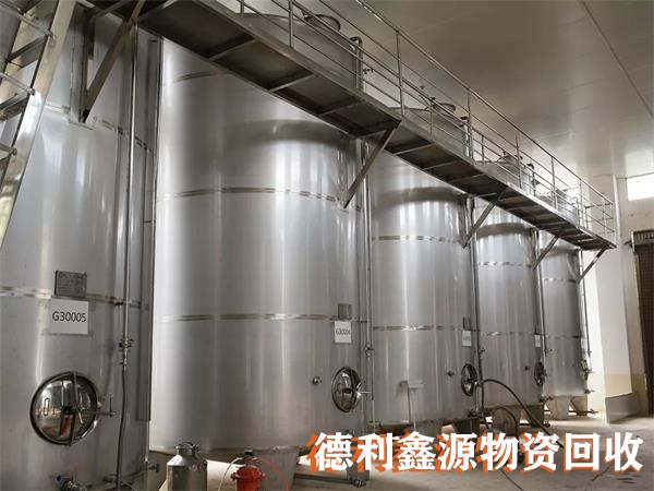 高價不銹鋼罐回收，不銹鋼儲罐回收，廢舊設備回收